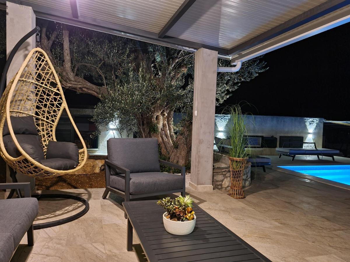 Olive Tree - House With Pool Villa Vinisce Exterior photo